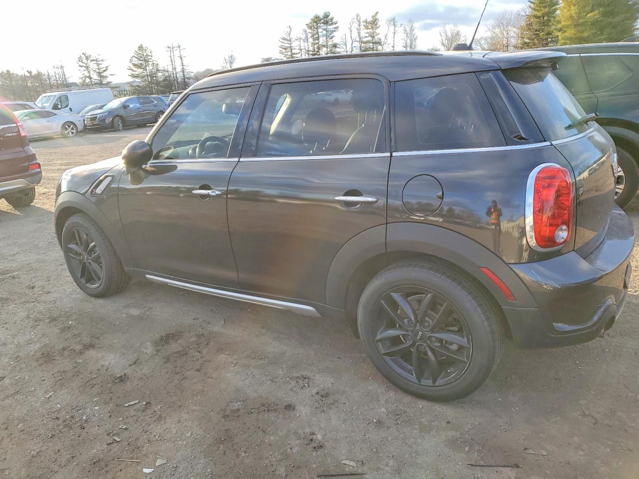 2016 MINI COOPER S COUNTRYMAN photo 2