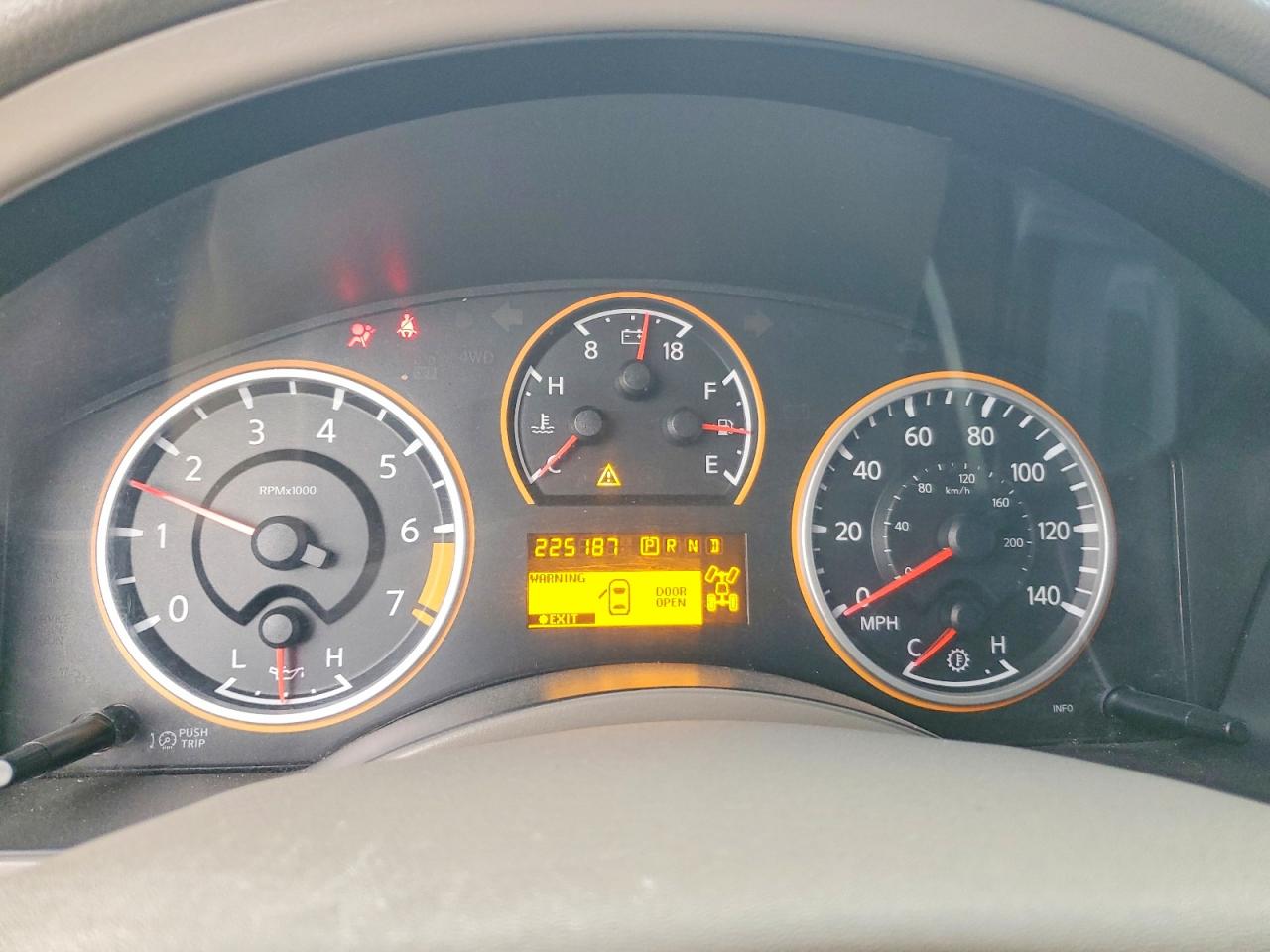 2010 NISSAN ARMADA SE photo 17