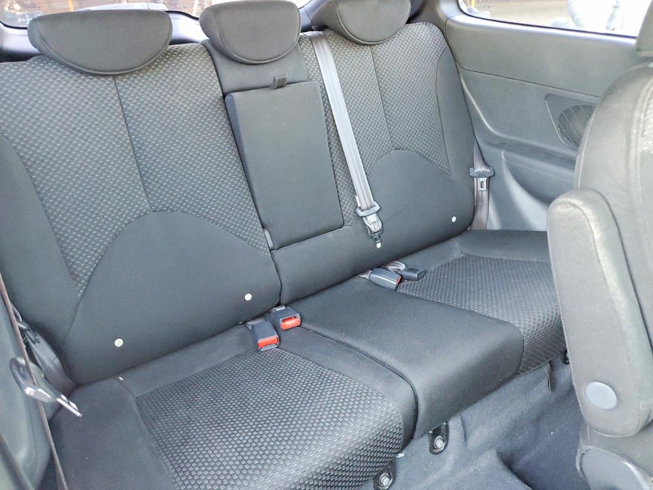 2008 HYUNDAI ACCENT SE photo 21