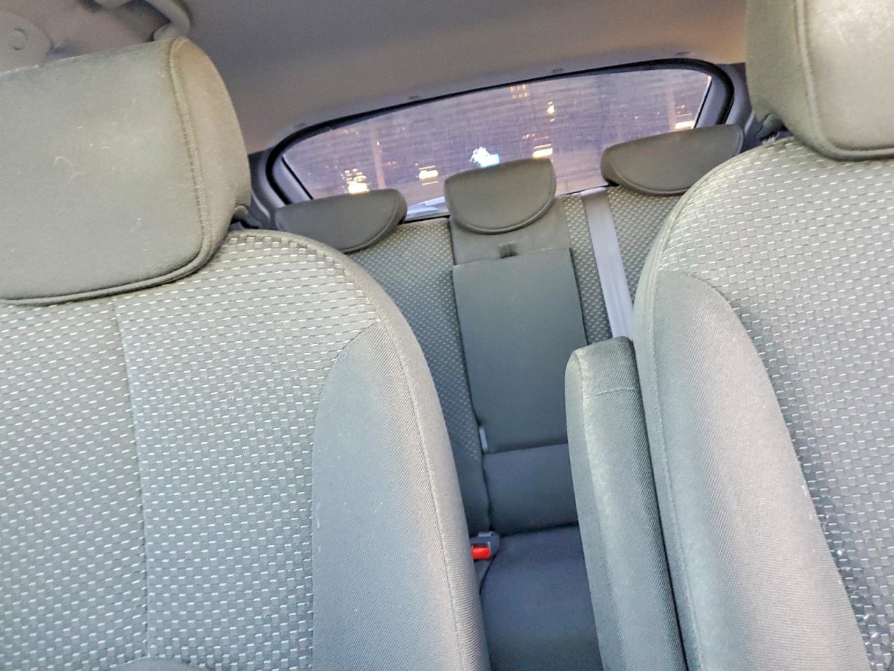 2008 HYUNDAI ACCENT SE photo 19