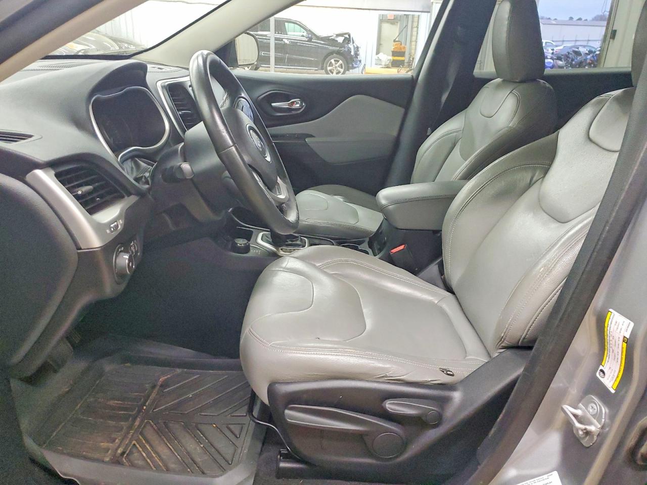 2014 JEEP CHEROKEE LATITUDE photo 7