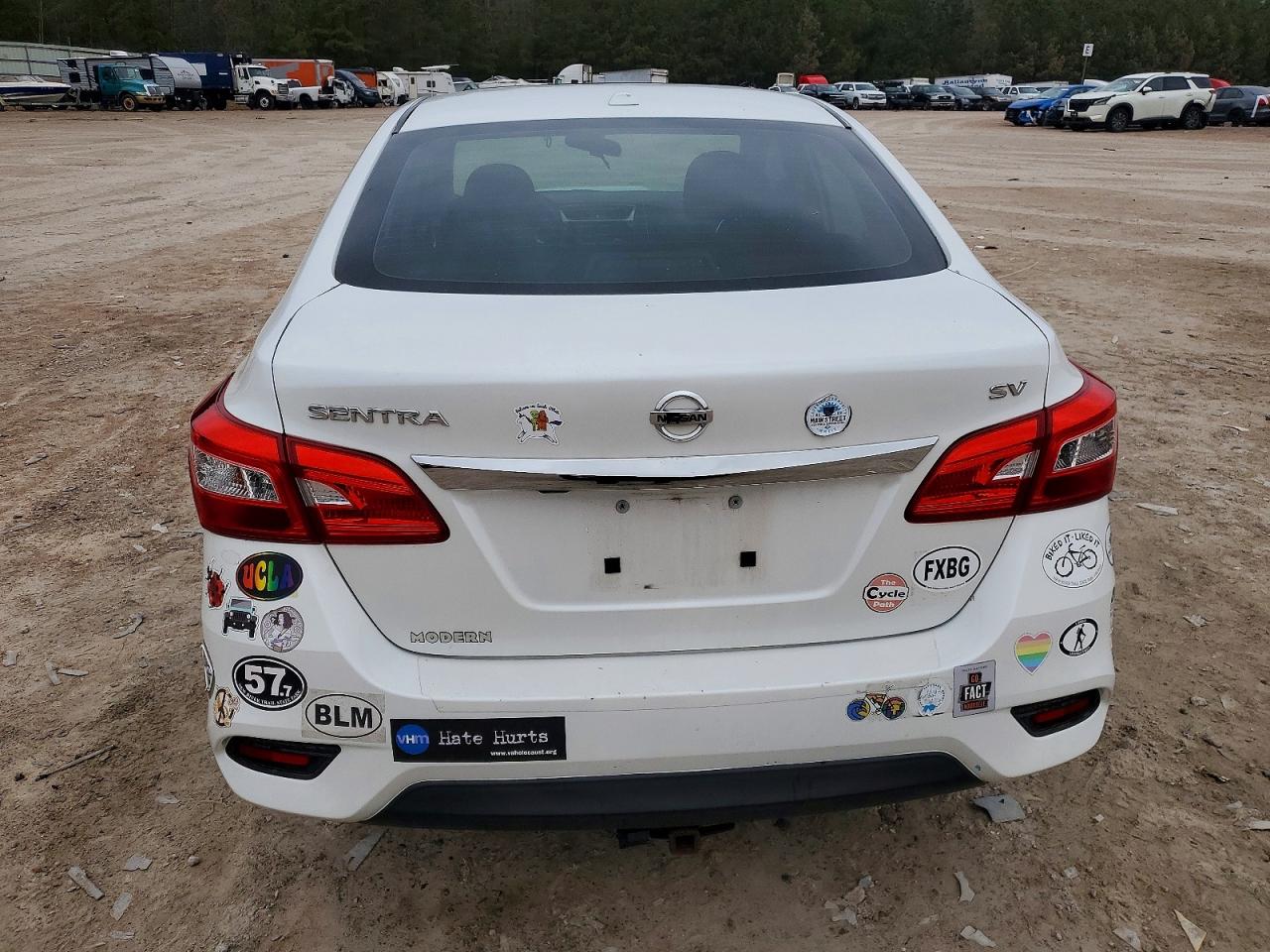 2017 NISSAN SENTRA S photo 11