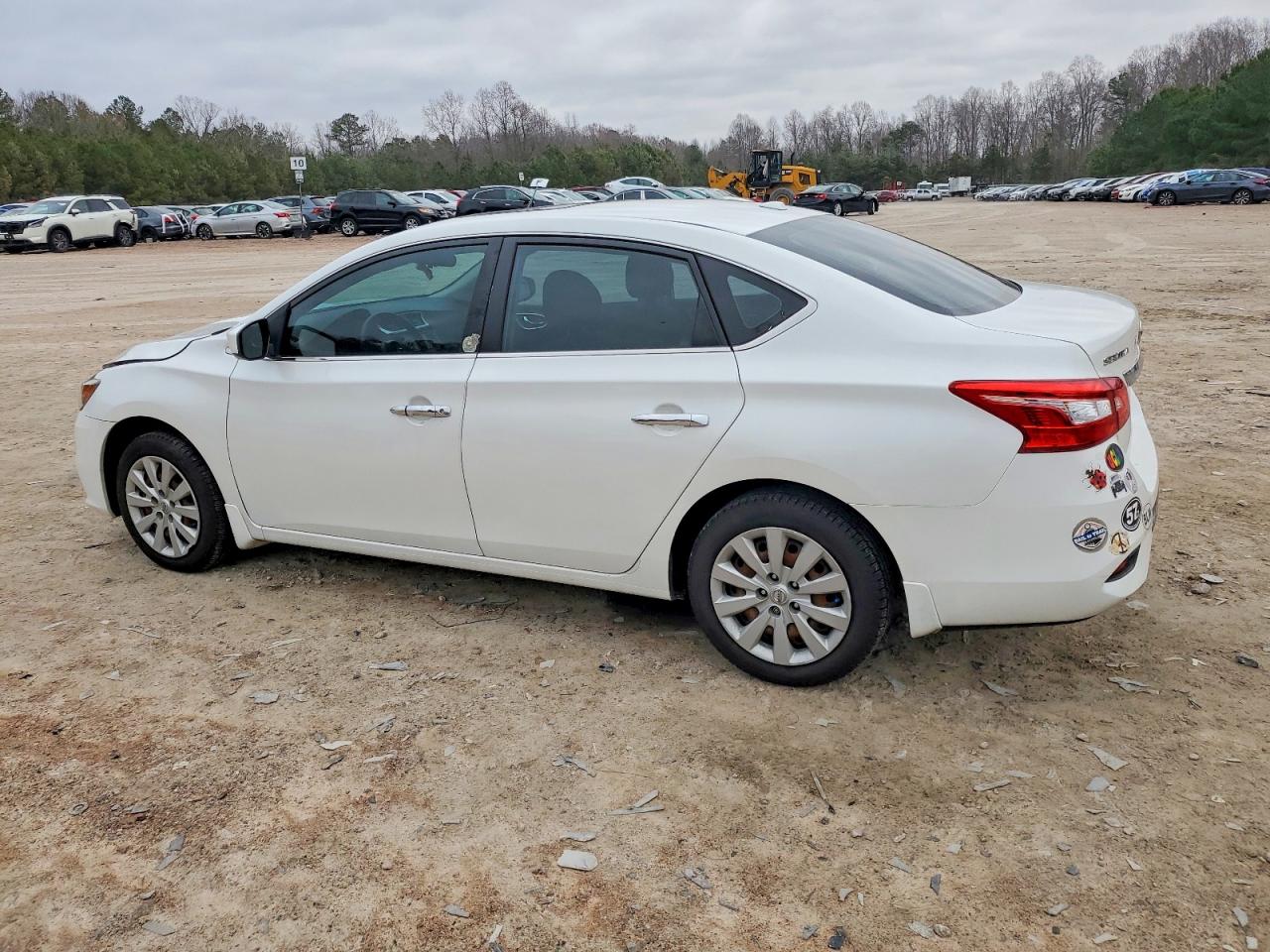 2017 NISSAN SENTRA S photo 3
