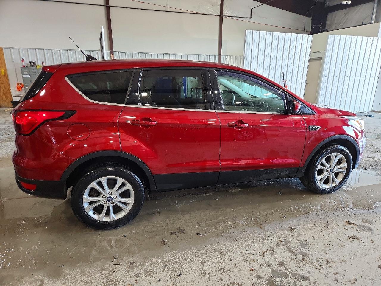 2019 FORD ESCAPE photo 7