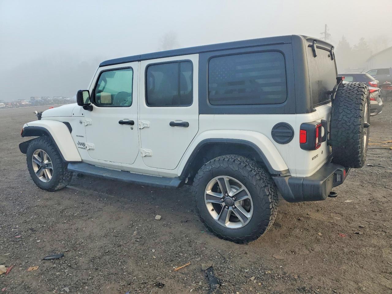 2019 JEEP WRANGLER UNLIMITED SAHARA photo 4