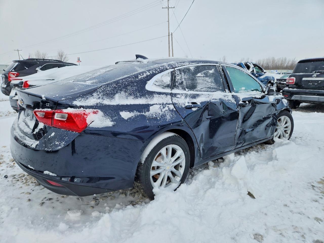 2018 CHEVROLET MALIBU LT photo 3