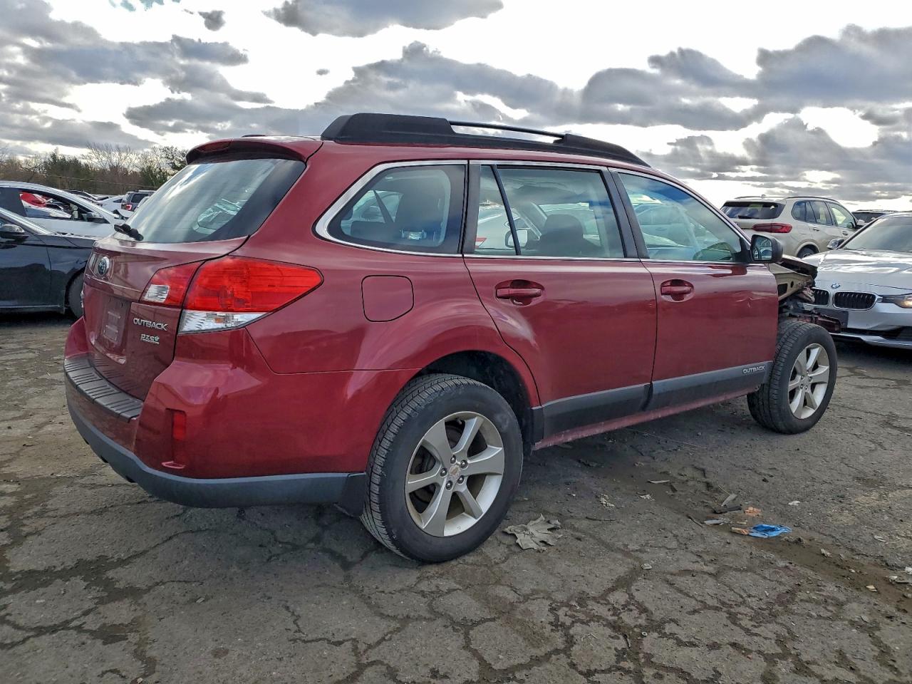 2014 SUBARU OUTBACK 2.5I photo 3