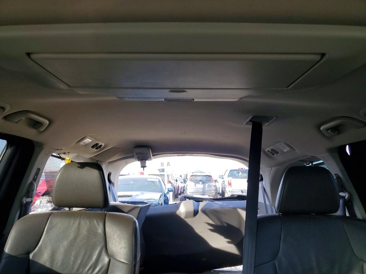 2012 HONDA ODYSSEY TOURING photo 10