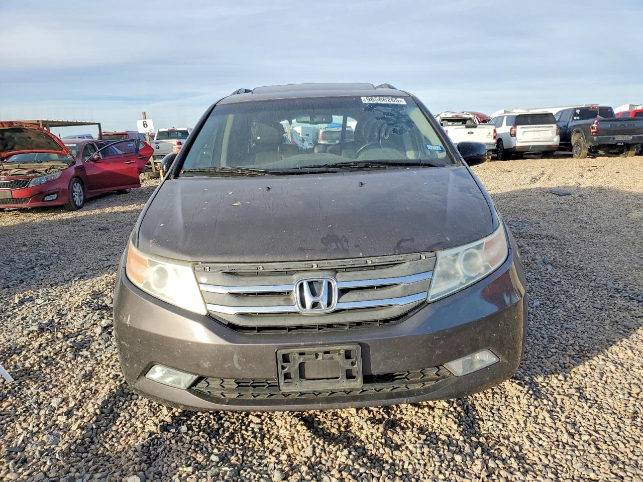2012 HONDA ODYSSEY TOURING photo 5