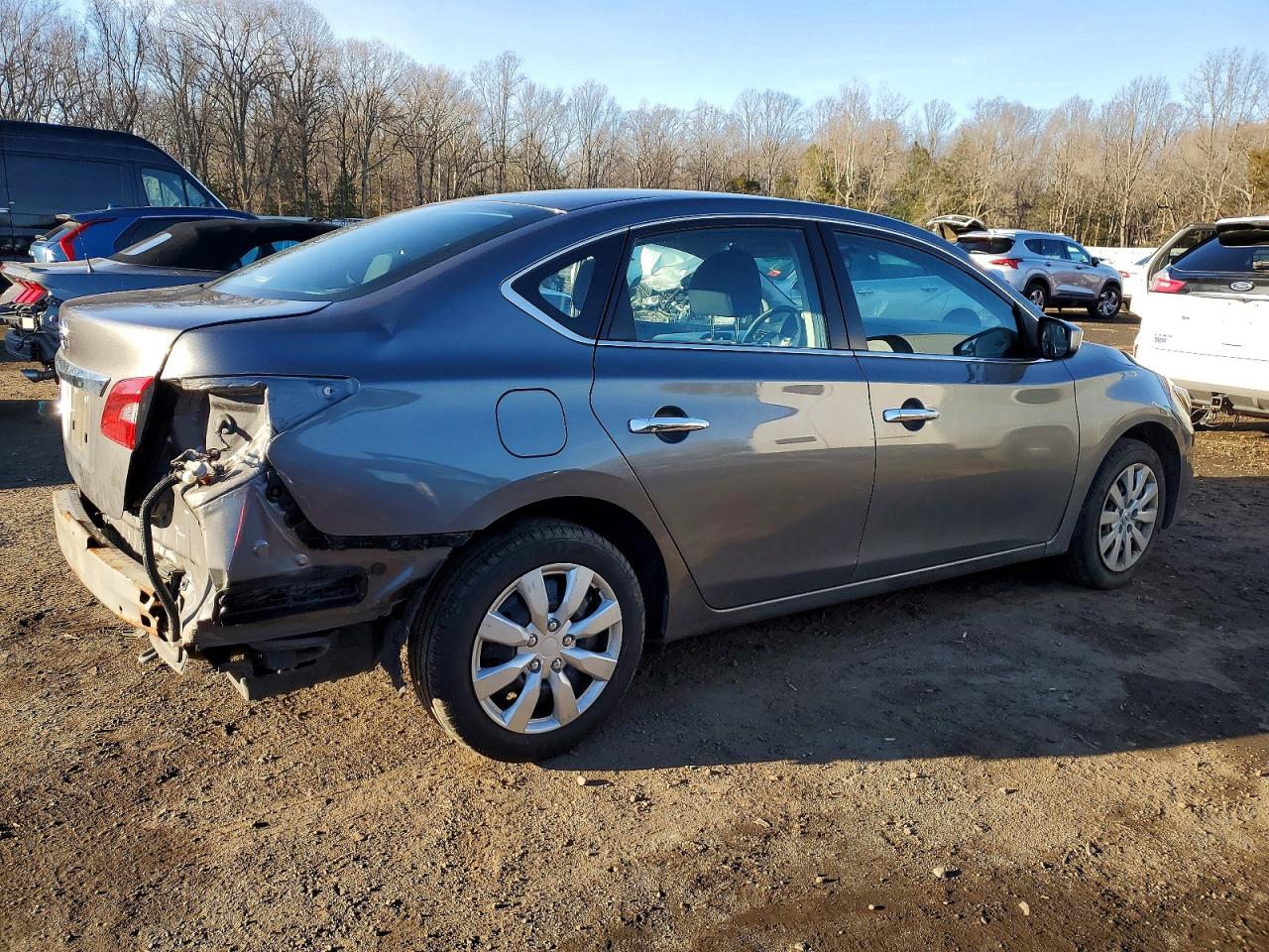 2019 NISSAN SENTRA S photo 3