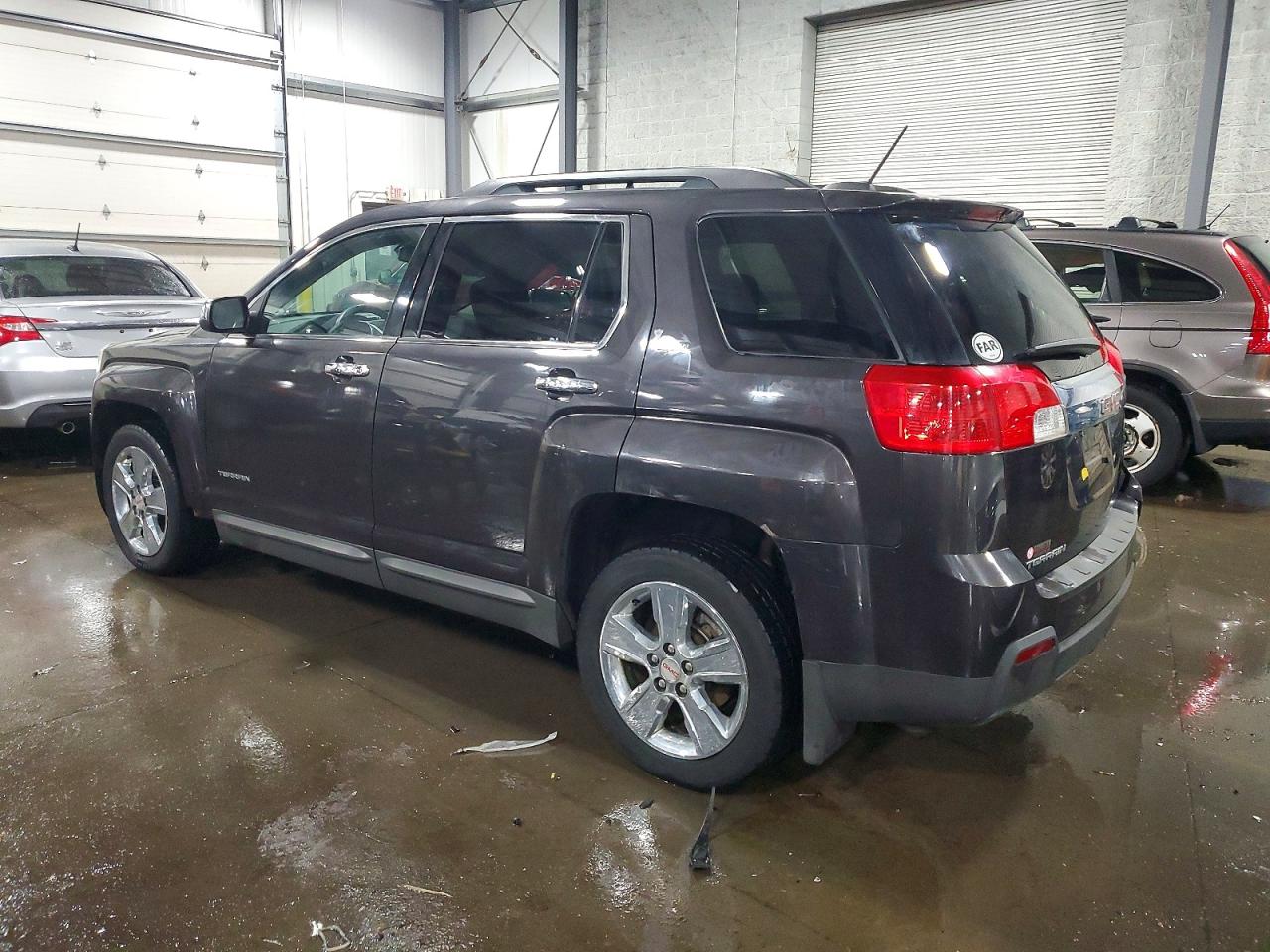 2015 GMC TERRAIN SLT photo 2