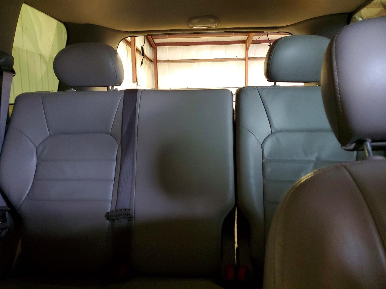 2004 JEEP LIBERTY LIMITED photo 10