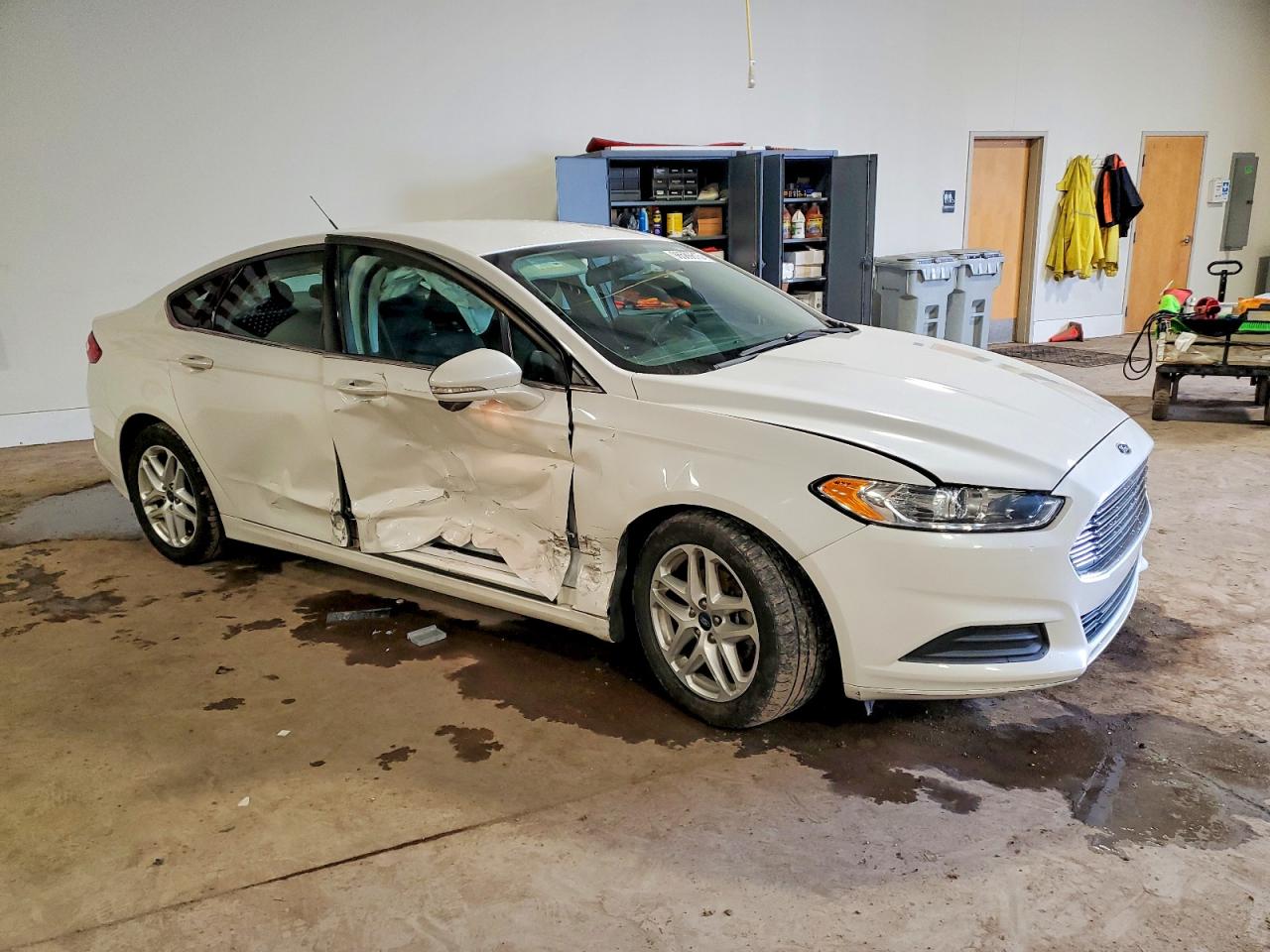 2016 FORD FUSION SE photo 4