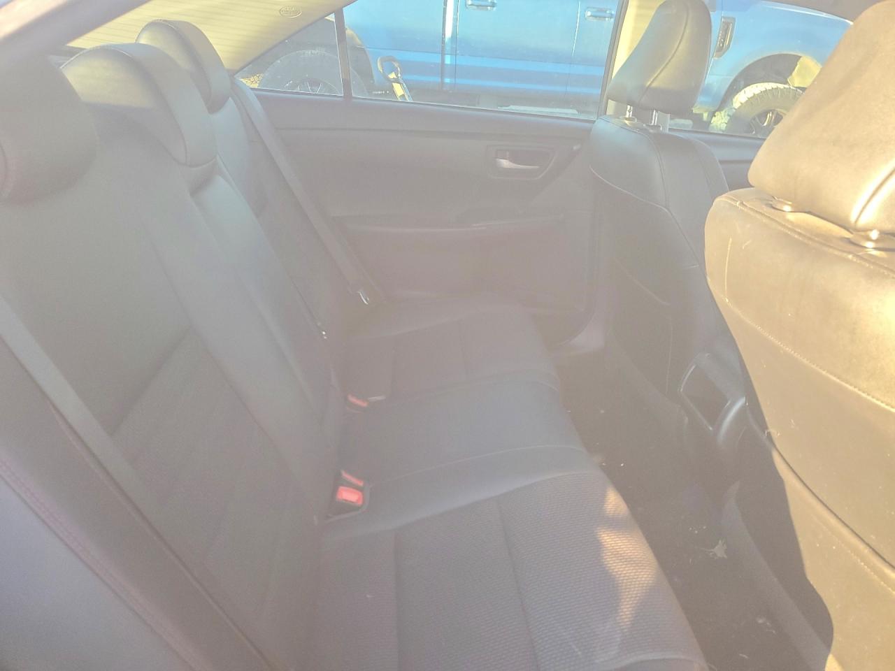 2017 TOYOTA CAMRY SE photo 10