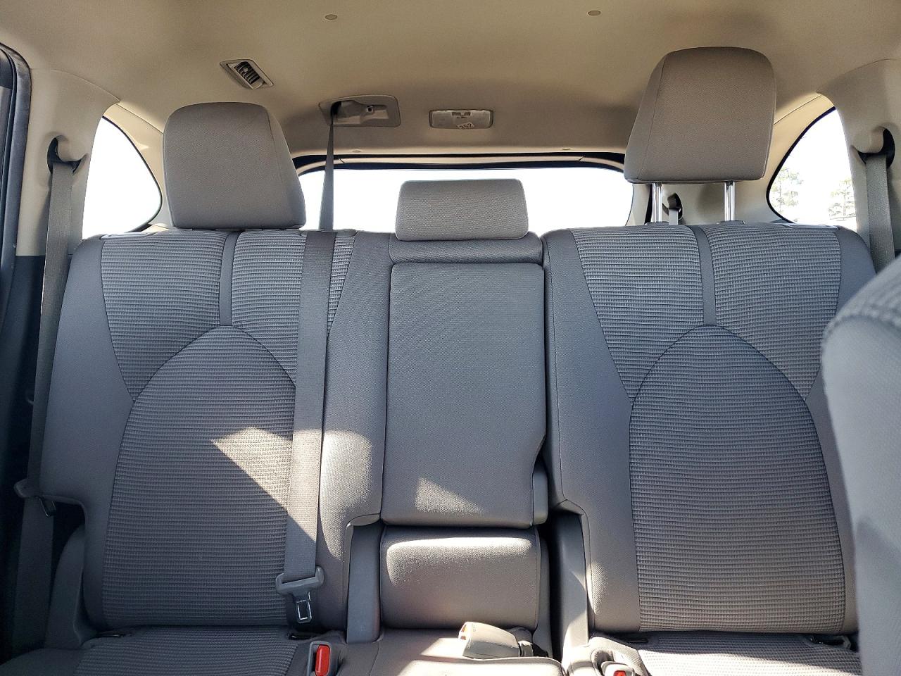 2021 TOYOTA HIGHLANDER L photo 28