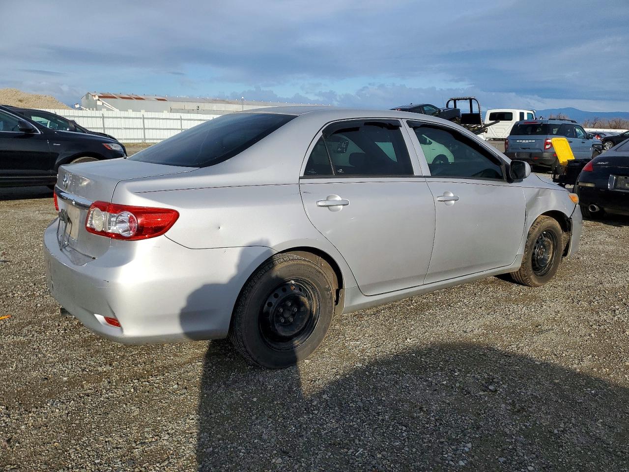 2012 TOYOTA COROLLA BASE photo 3