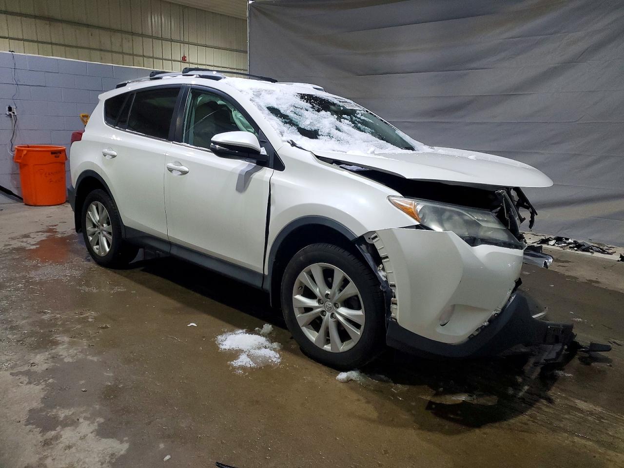 2014 TOYOTA RAV4 LIMITED photo 4