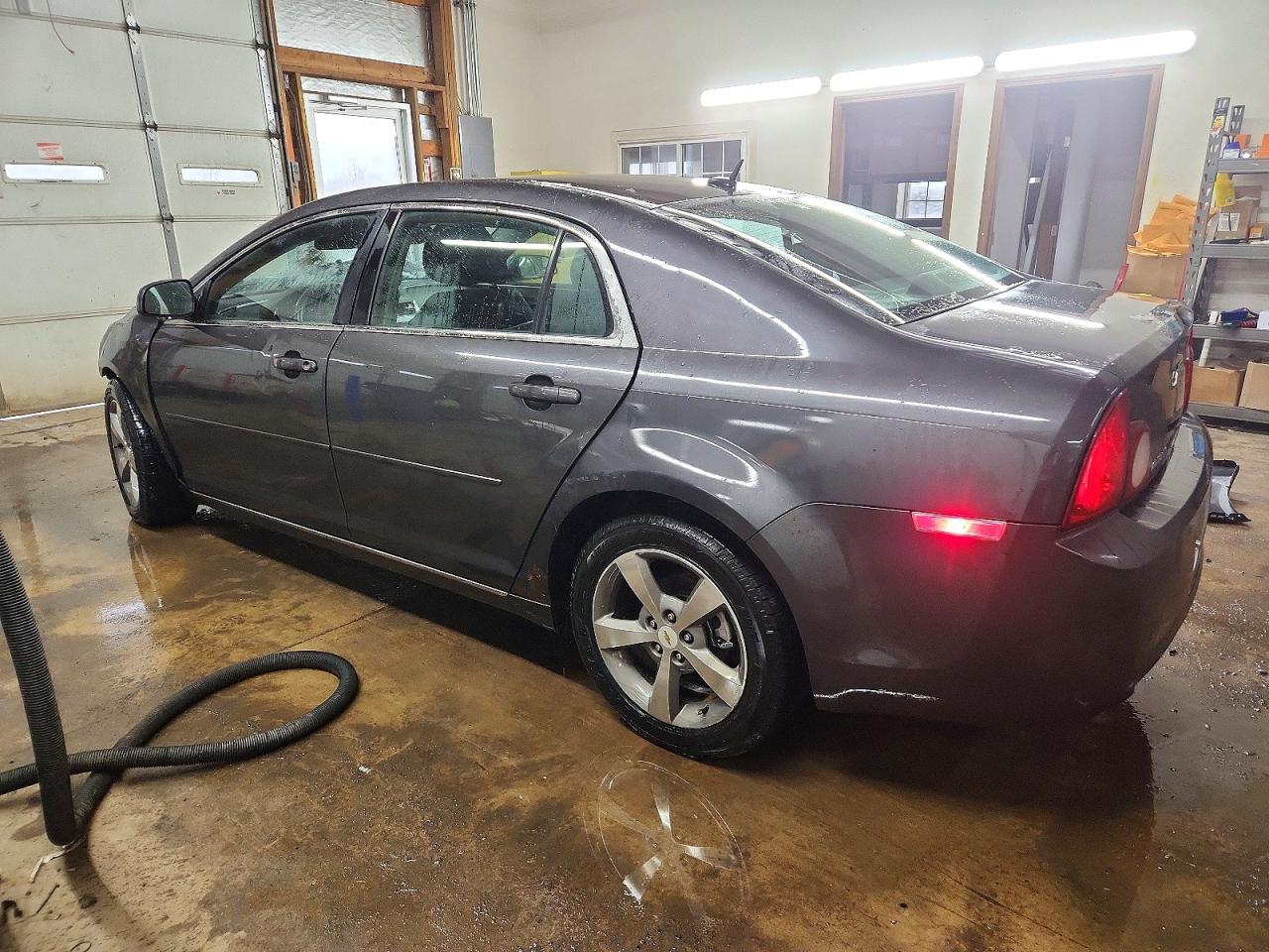 2011 CHEVROLET MALIBU 1LT photo 3