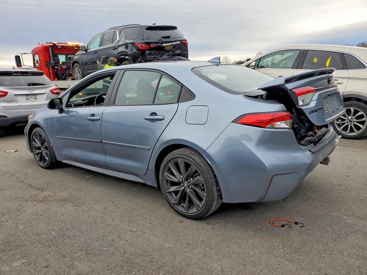 2024 TOYOTA COROLLA SE photo 2