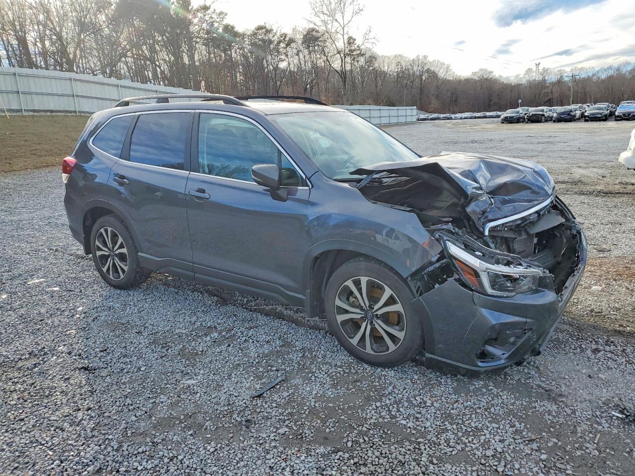2021 SUBARU FORESTER LIMITED photo 4