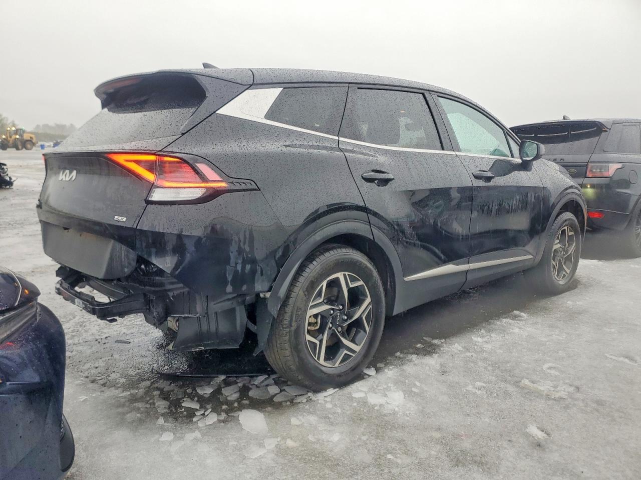 2025 KIA SPORTAGE LX photo 3
