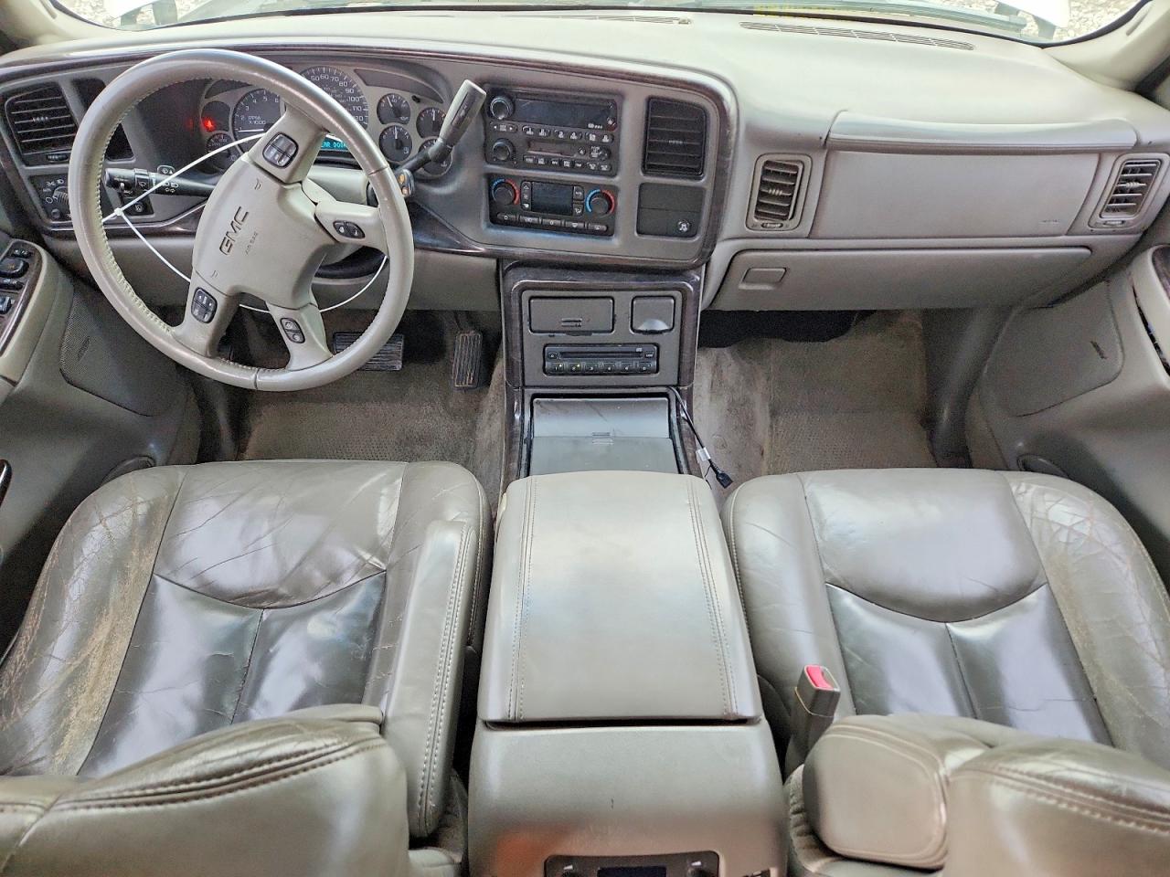 2003 GMC YUKON XL DENALI photo 8