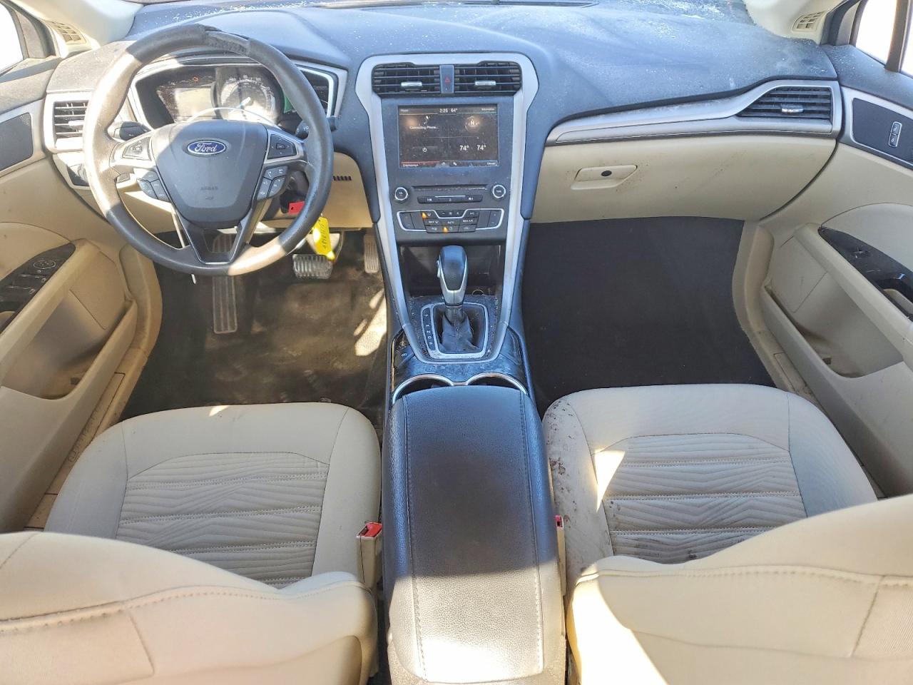 2016 FORD FUSION SE photo 8
