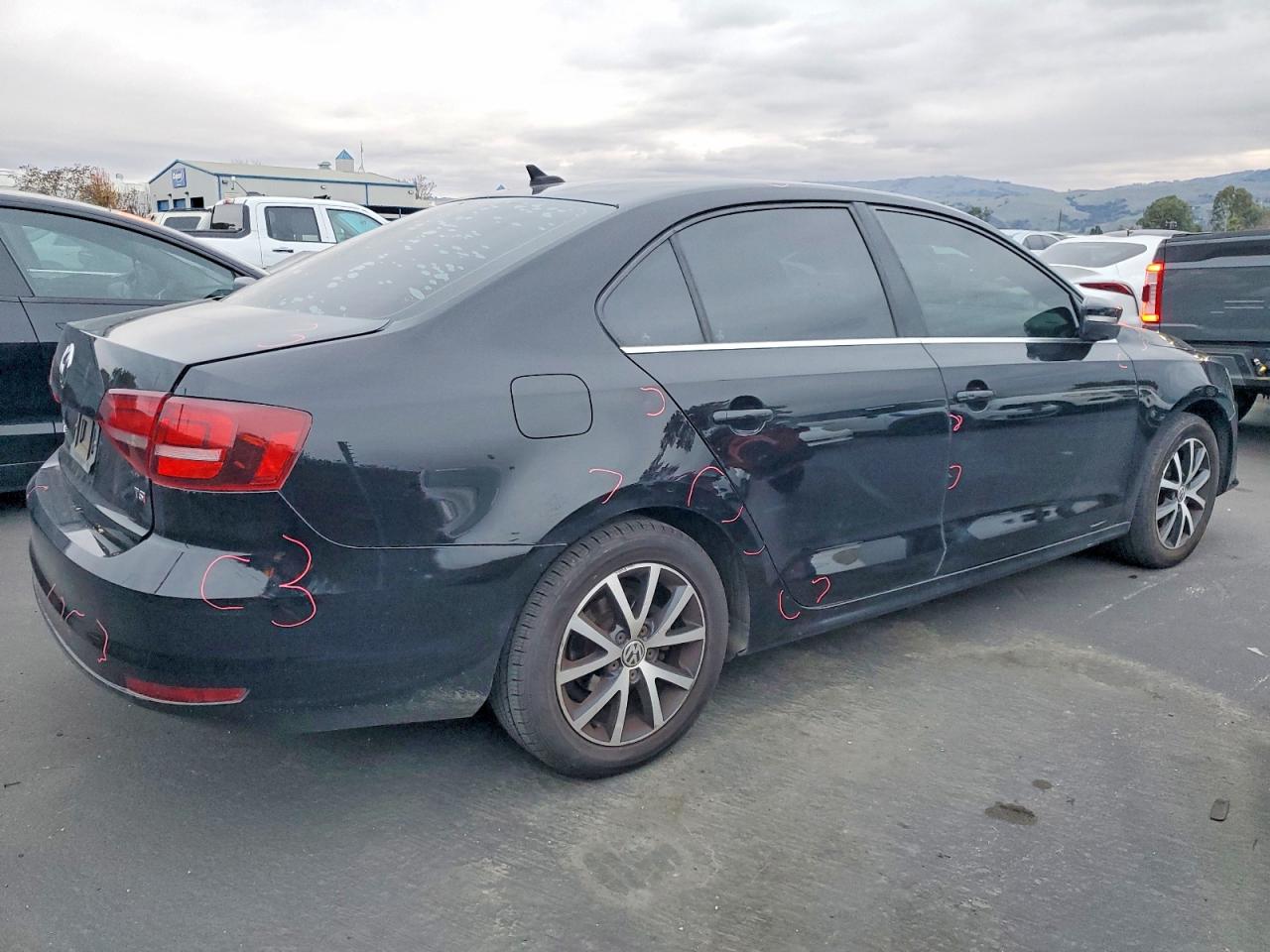 2017 VOLKSWAGEN JETTA SE photo 3