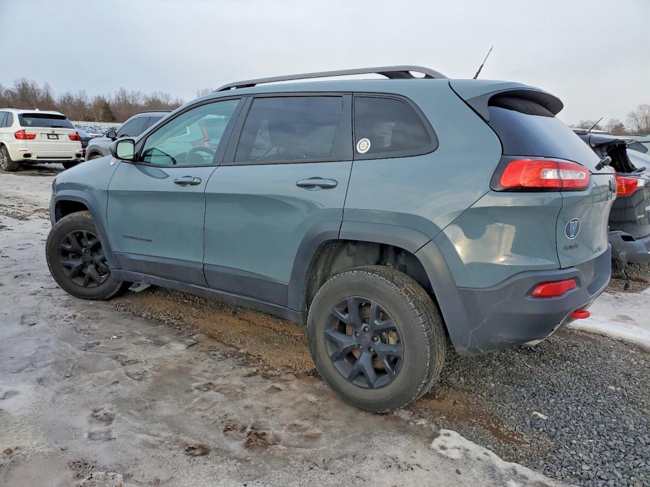 2014 JEEP CHEROKEE TRAILHAWK photo 3