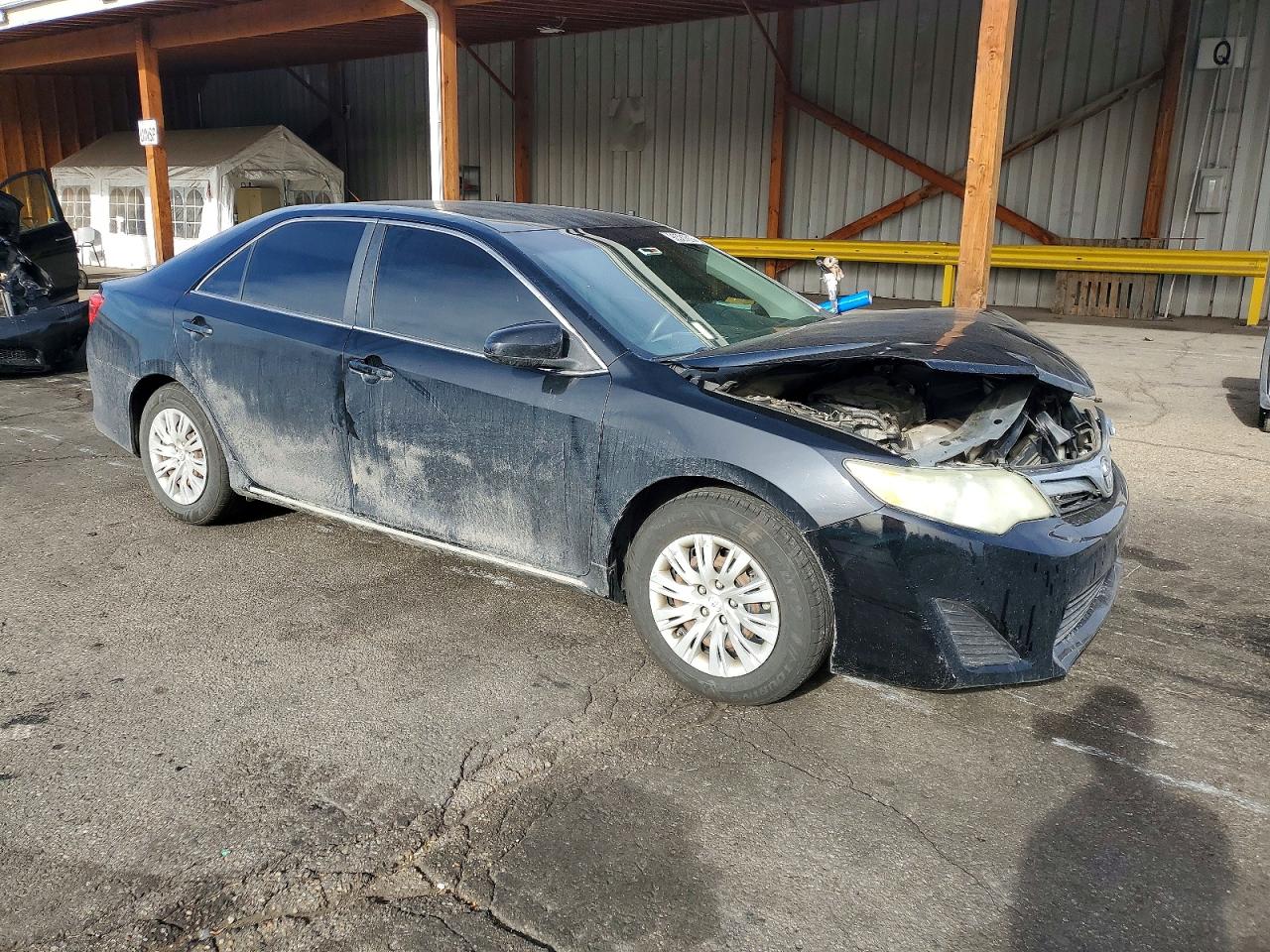 2012 TOYOTA CAMRY BASE photo 4