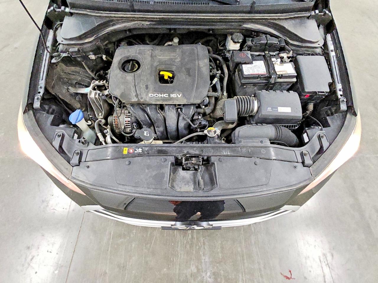 2017 HYUNDAI ELANTRA SE photo 11