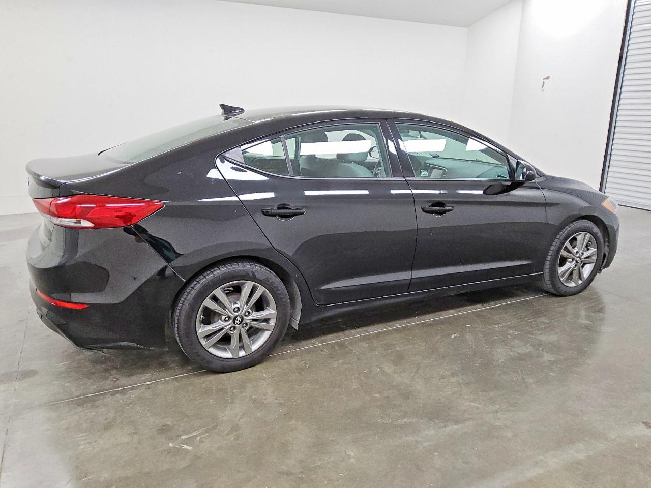 2017 HYUNDAI ELANTRA SE photo 3