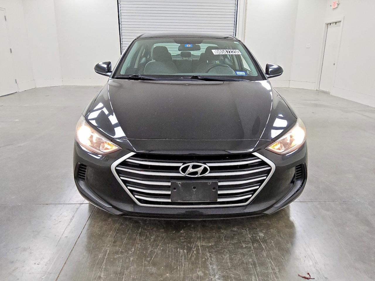 2017 HYUNDAI ELANTRA SE photo 5