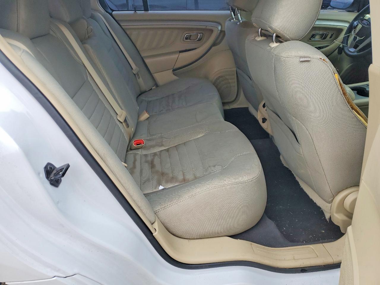 2018 FORD TAURUS SE photo 10
