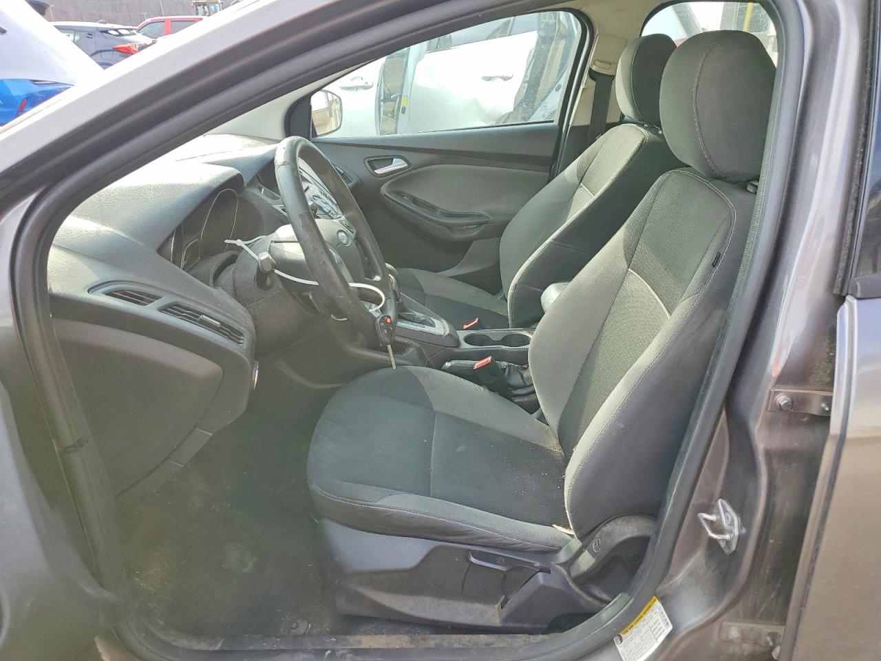 2014 FORD FOCUS SE photo 7