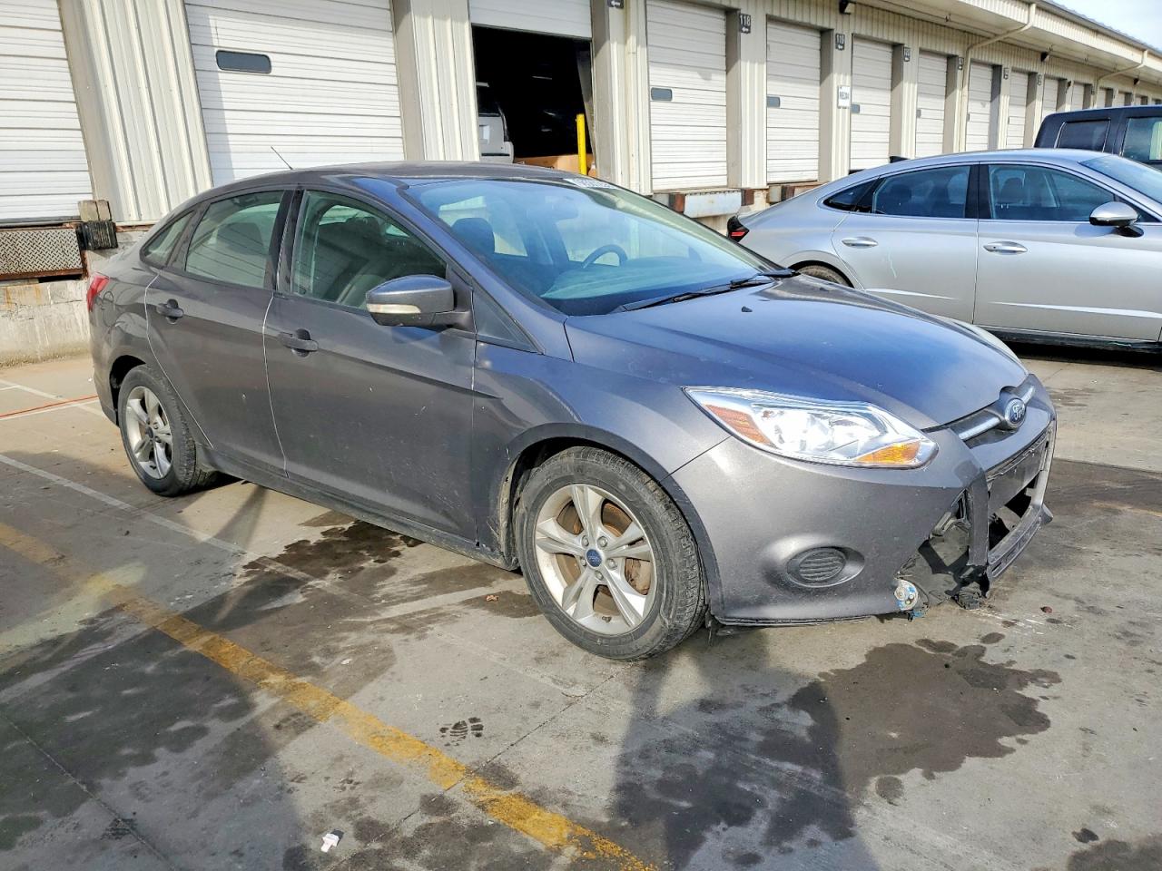 2014 FORD FOCUS SE photo 4