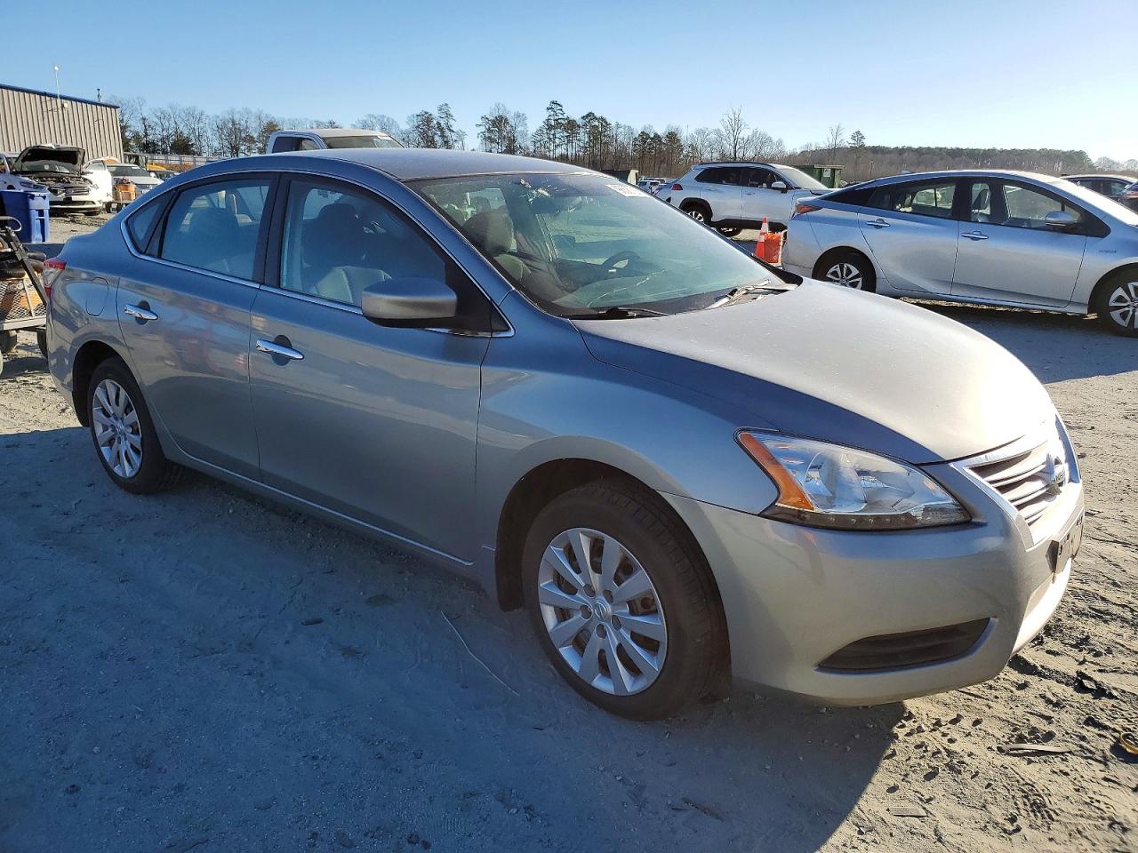 2014 NISSAN SENTRA S photo 4