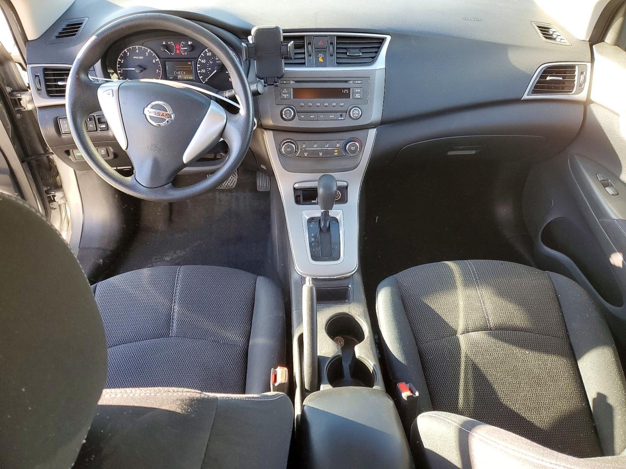 2014 NISSAN SENTRA S photo 8