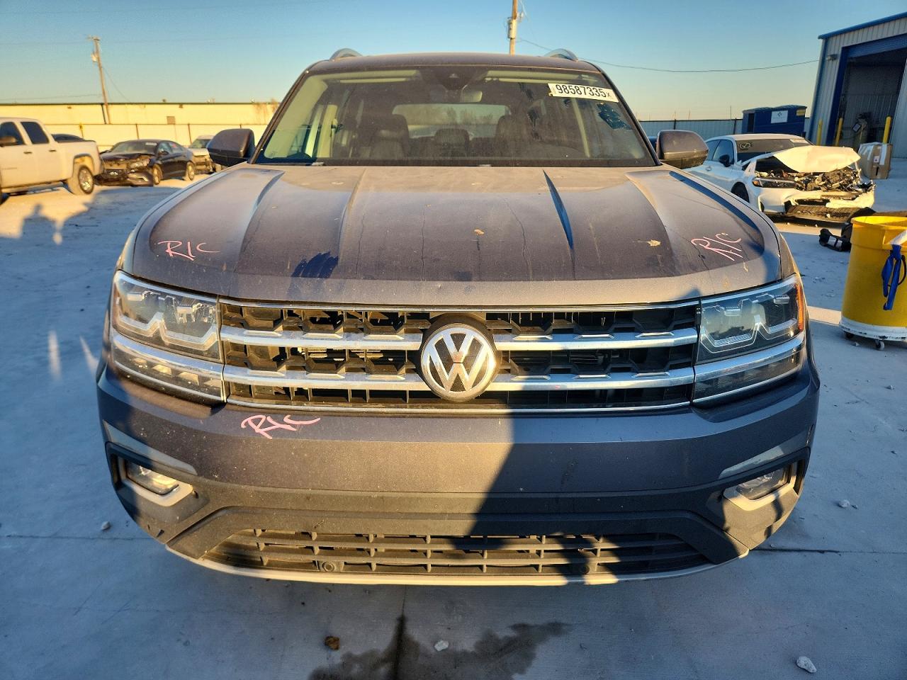 2018 VOLKSWAGEN ATLAS SEL photo 9