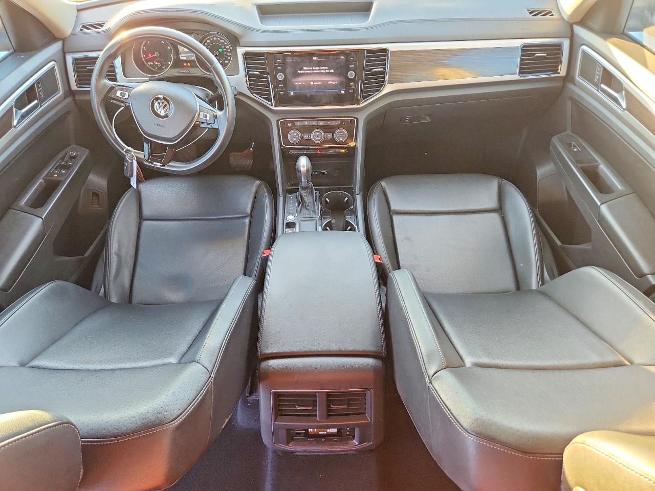 2018 VOLKSWAGEN ATLAS SEL photo 15