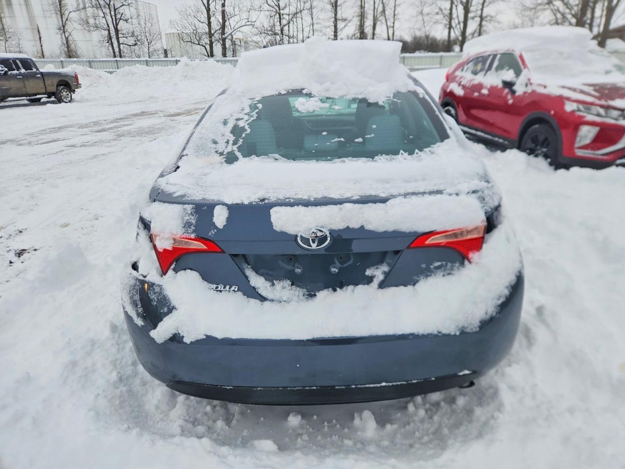2017 TOYOTA COROLLA L photo 11