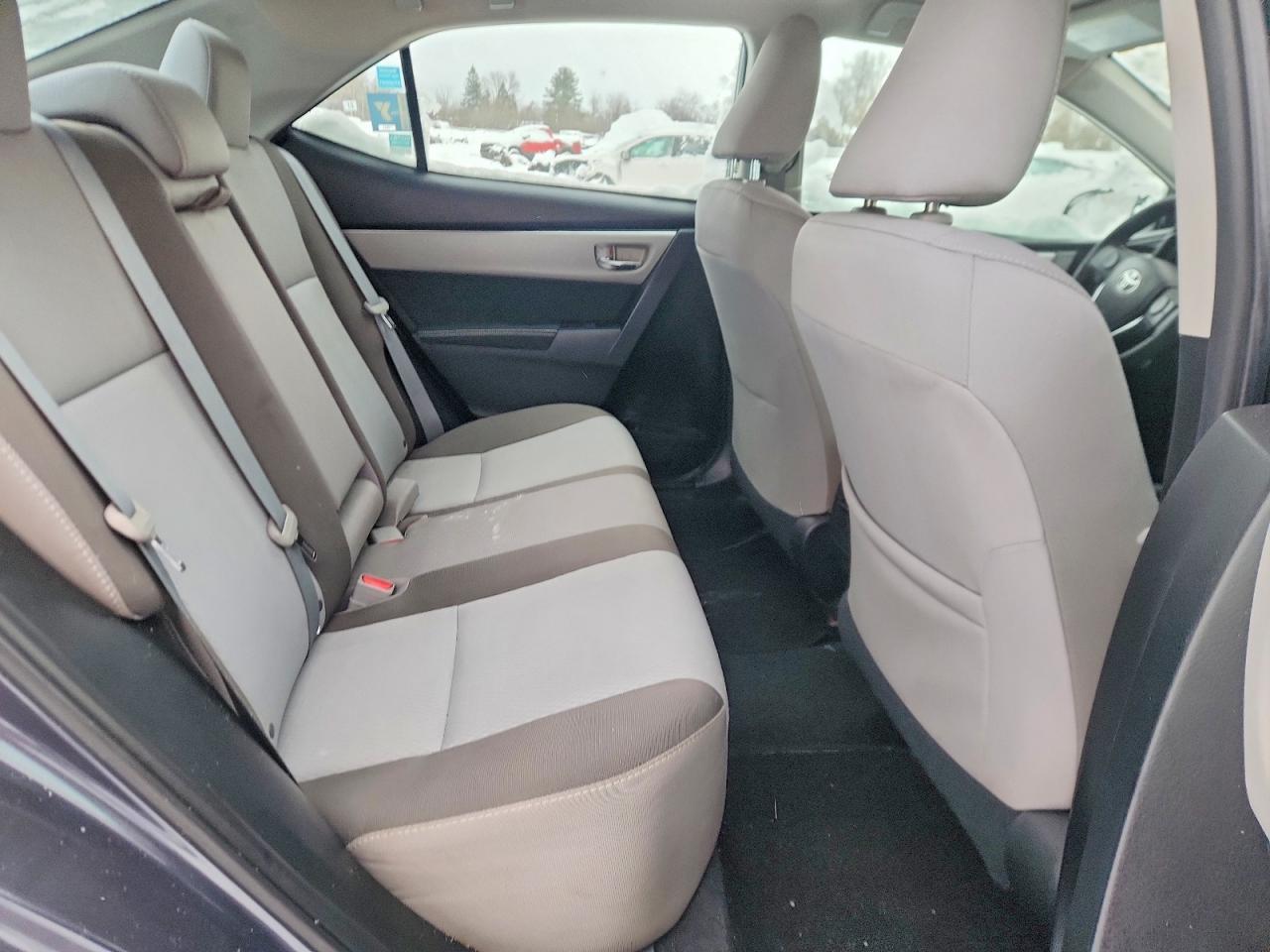 2017 TOYOTA COROLLA L photo 19