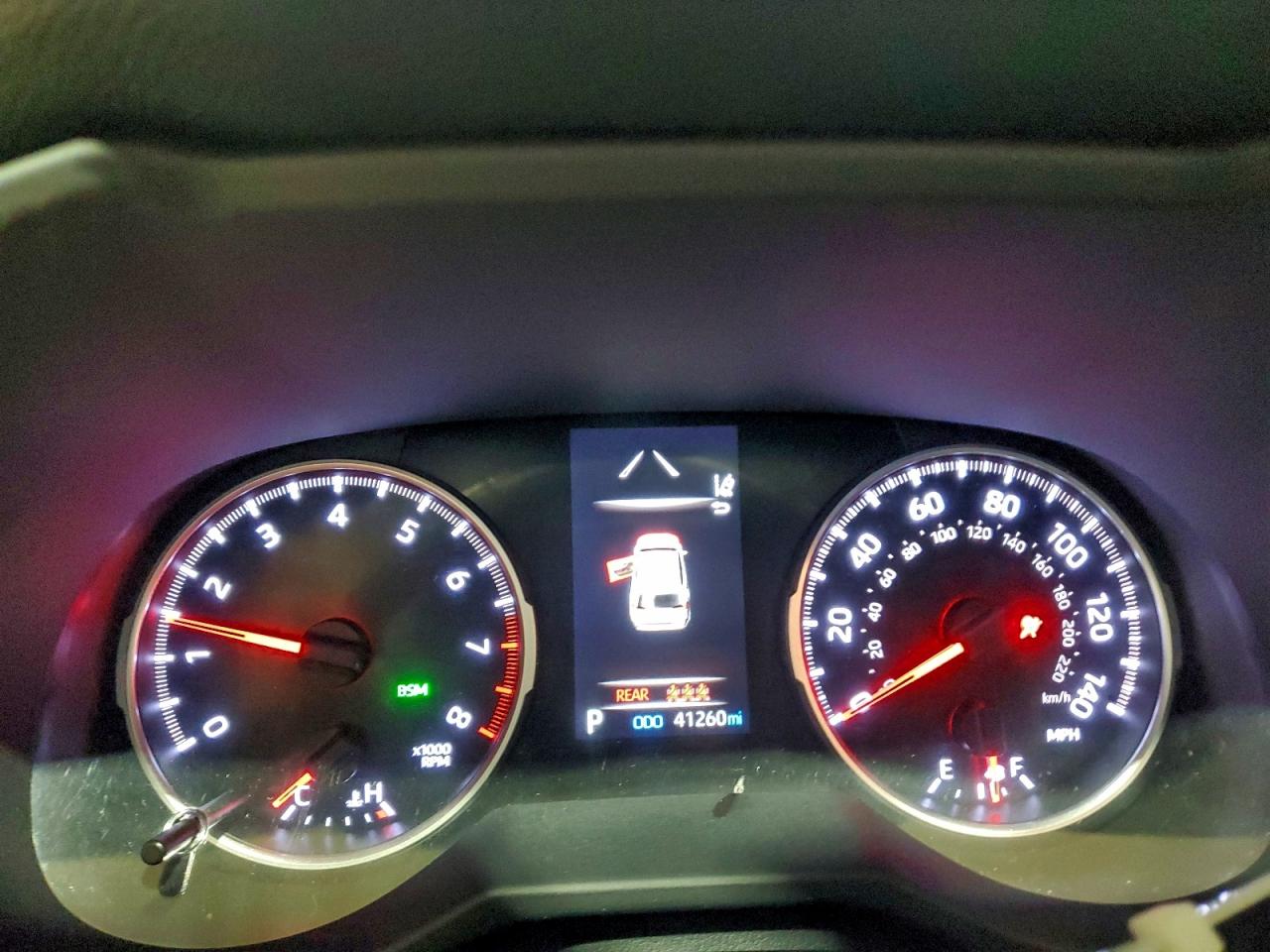 2021 TOYOTA RAV4 XLE photo 9