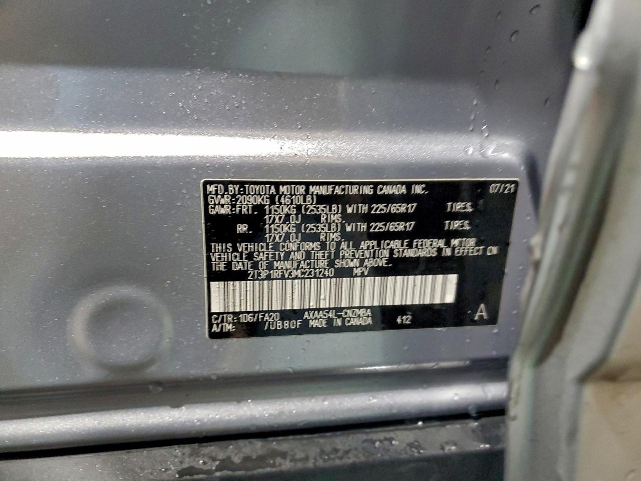 2021 TOYOTA RAV4 XLE photo 13