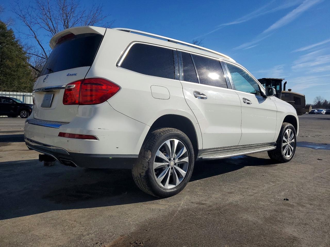 2015 MERCEDES-BENZ GL 450 4MATIC photo 3