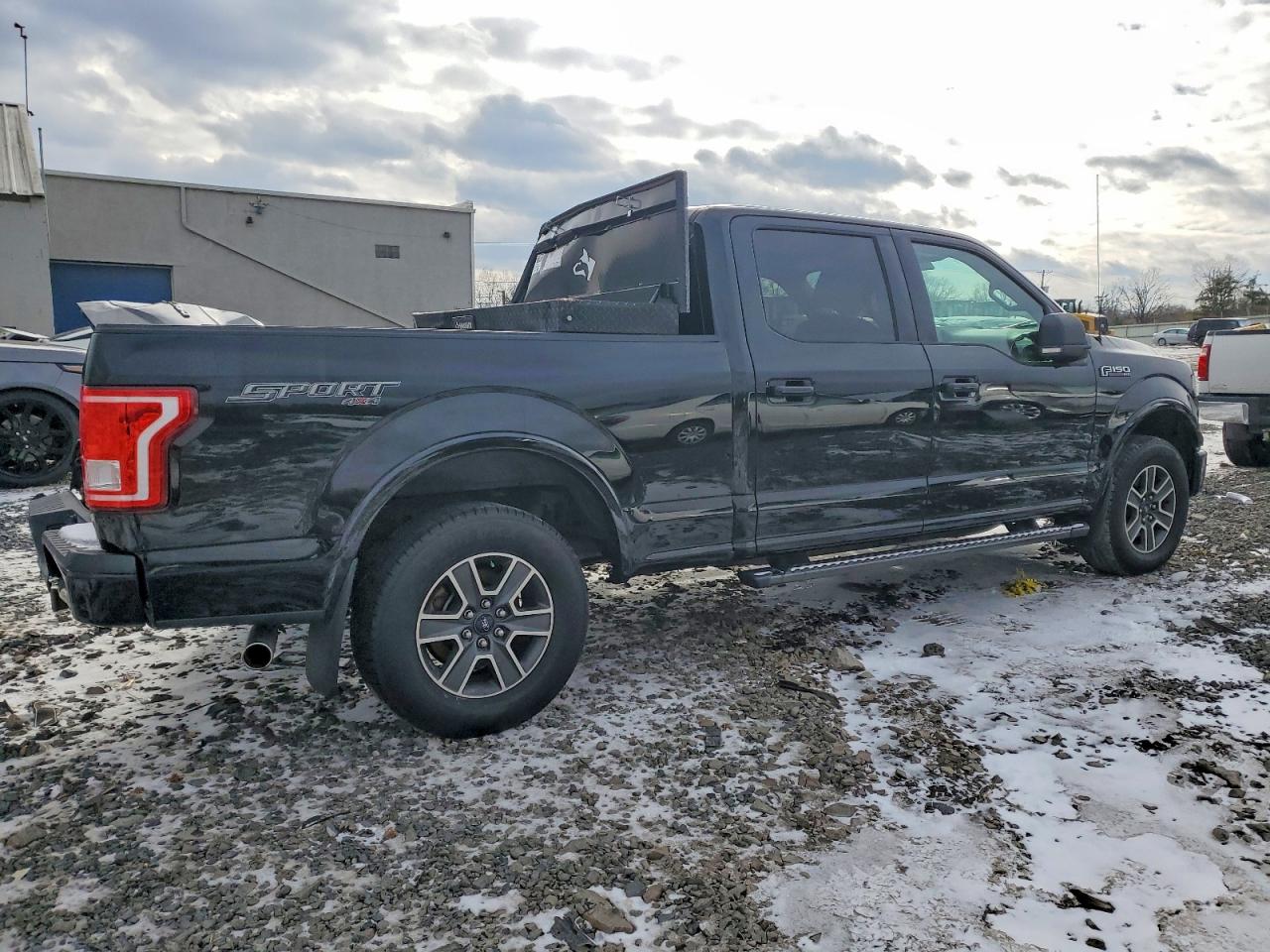 2016 FORD F150 SUPERCREW photo 3