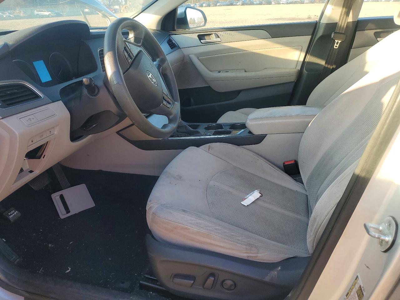 2015 HYUNDAI SONATA SE photo 7
