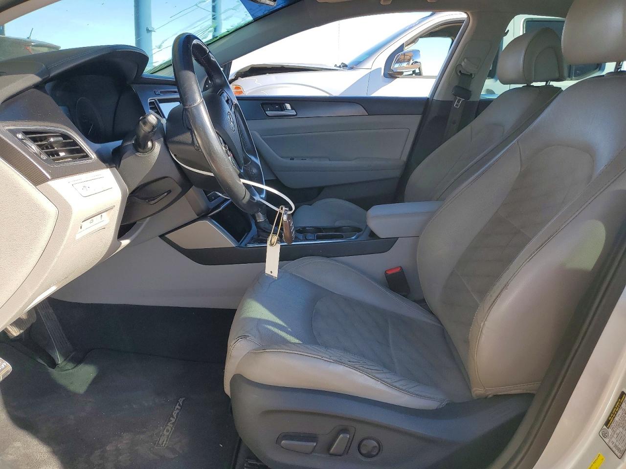 2017 HYUNDAI SONATA SPORT photo 7