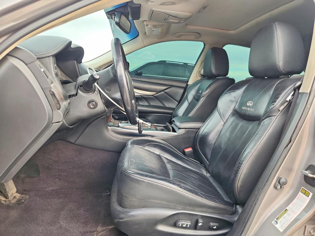 2012 INFINITI M37 X photo 7