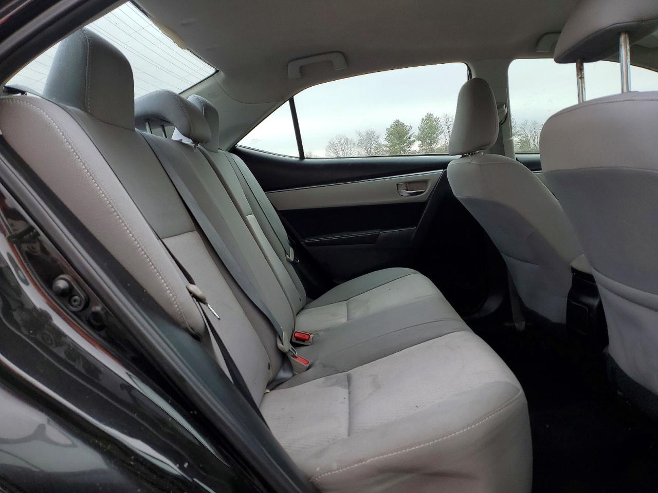 2014 TOYOTA COROLLA L photo 10